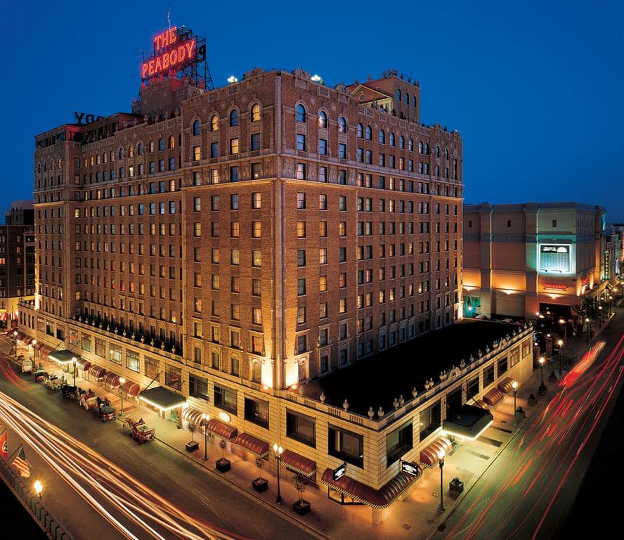 is the peabody rooftop always open