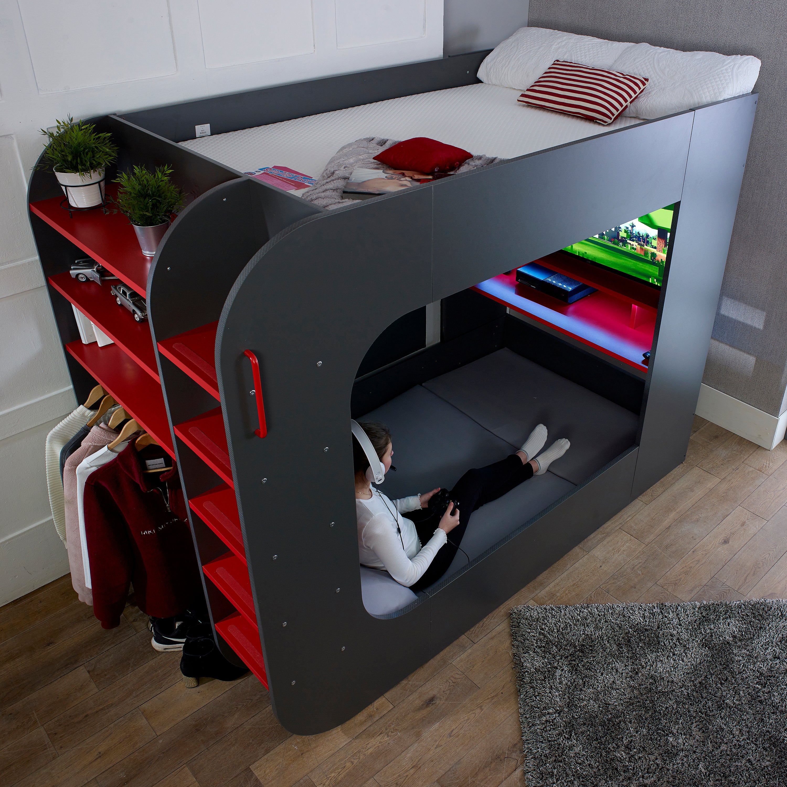 small double gaming bed