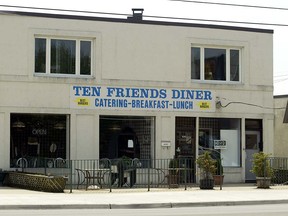 10 friends diner windsor