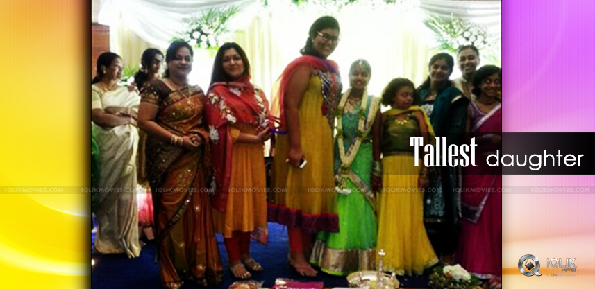 kushboo daughters height