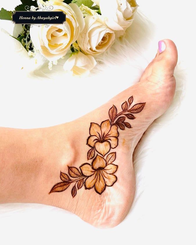 leg henna designs