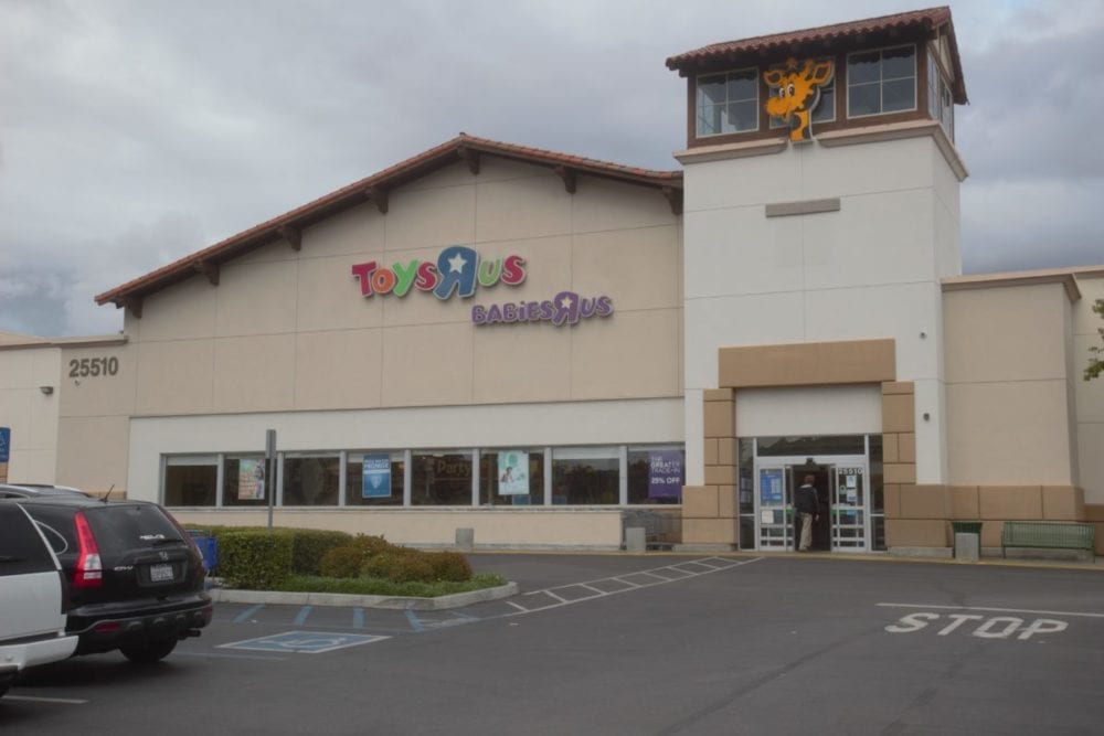 toys r us valencia ca