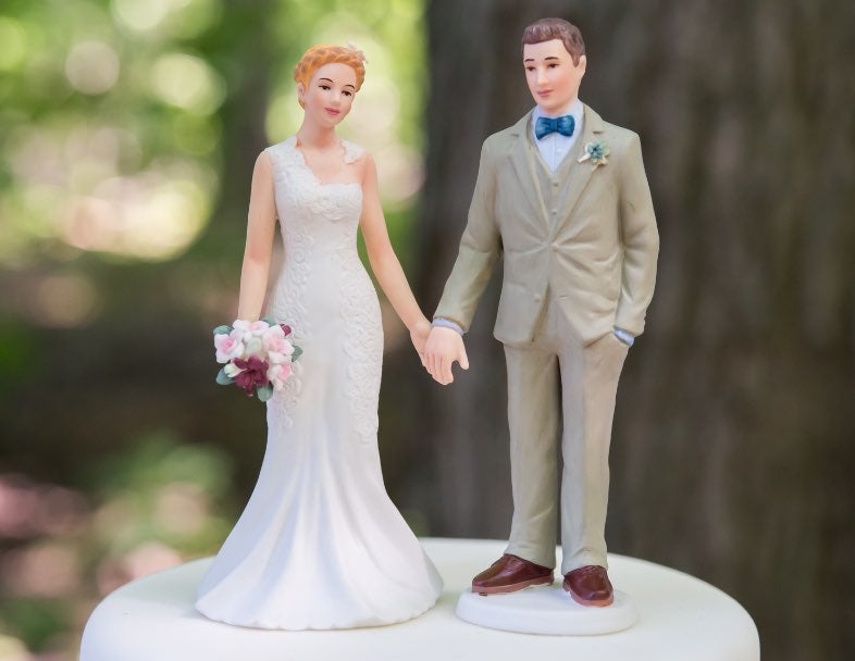 bride and groom wedding cake toppers customized