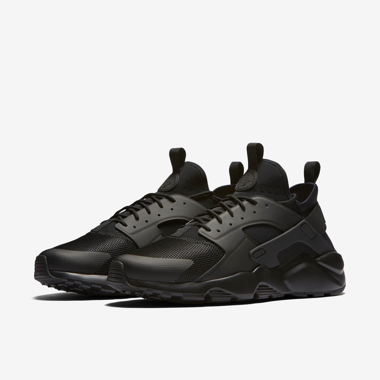 black huaraches