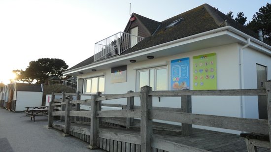 beach hut cafe photos