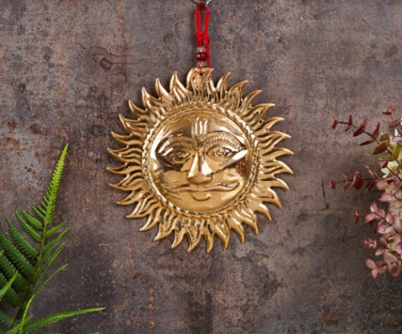 sun wall hanging vastu