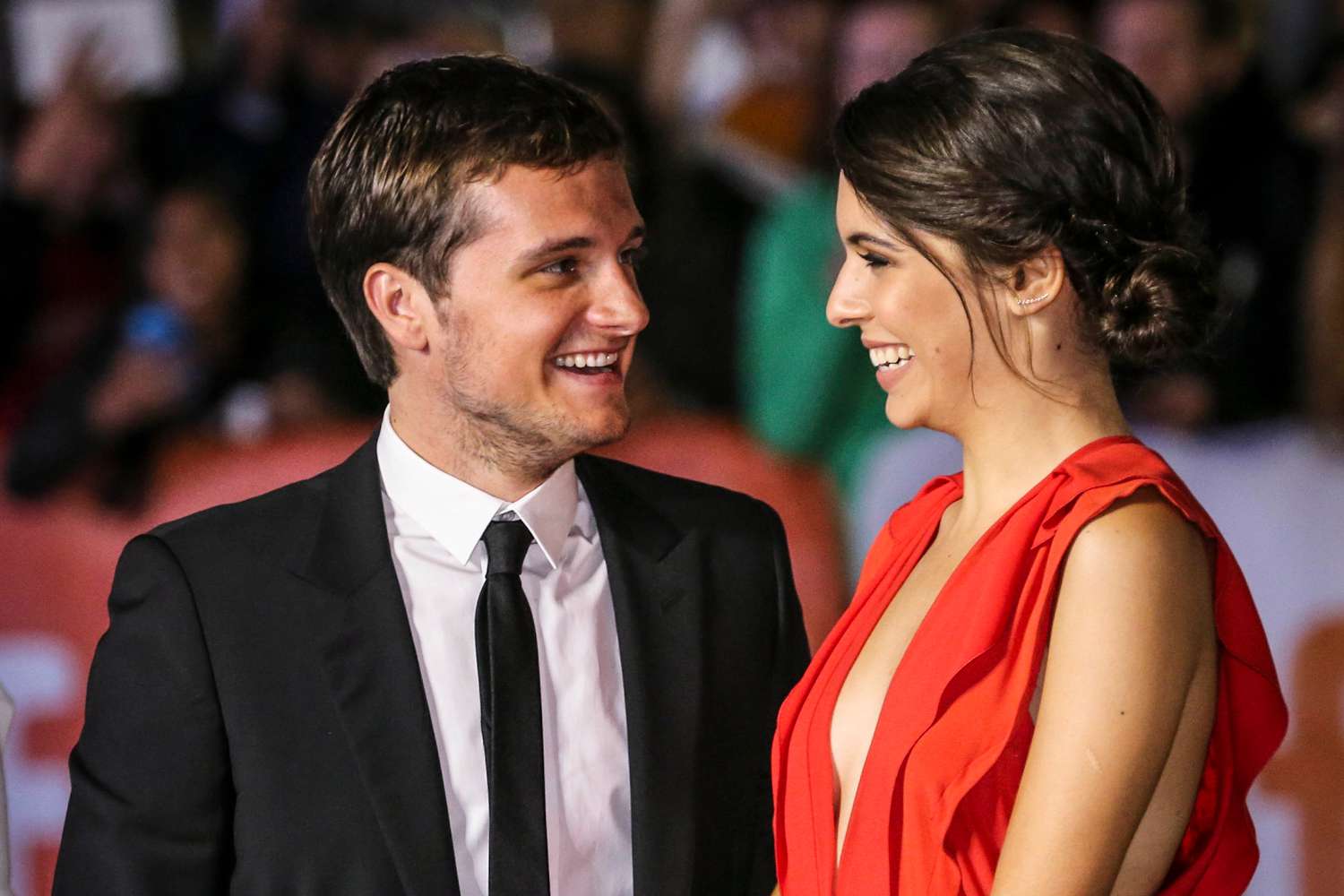 josh hutcherson y claudia traisac