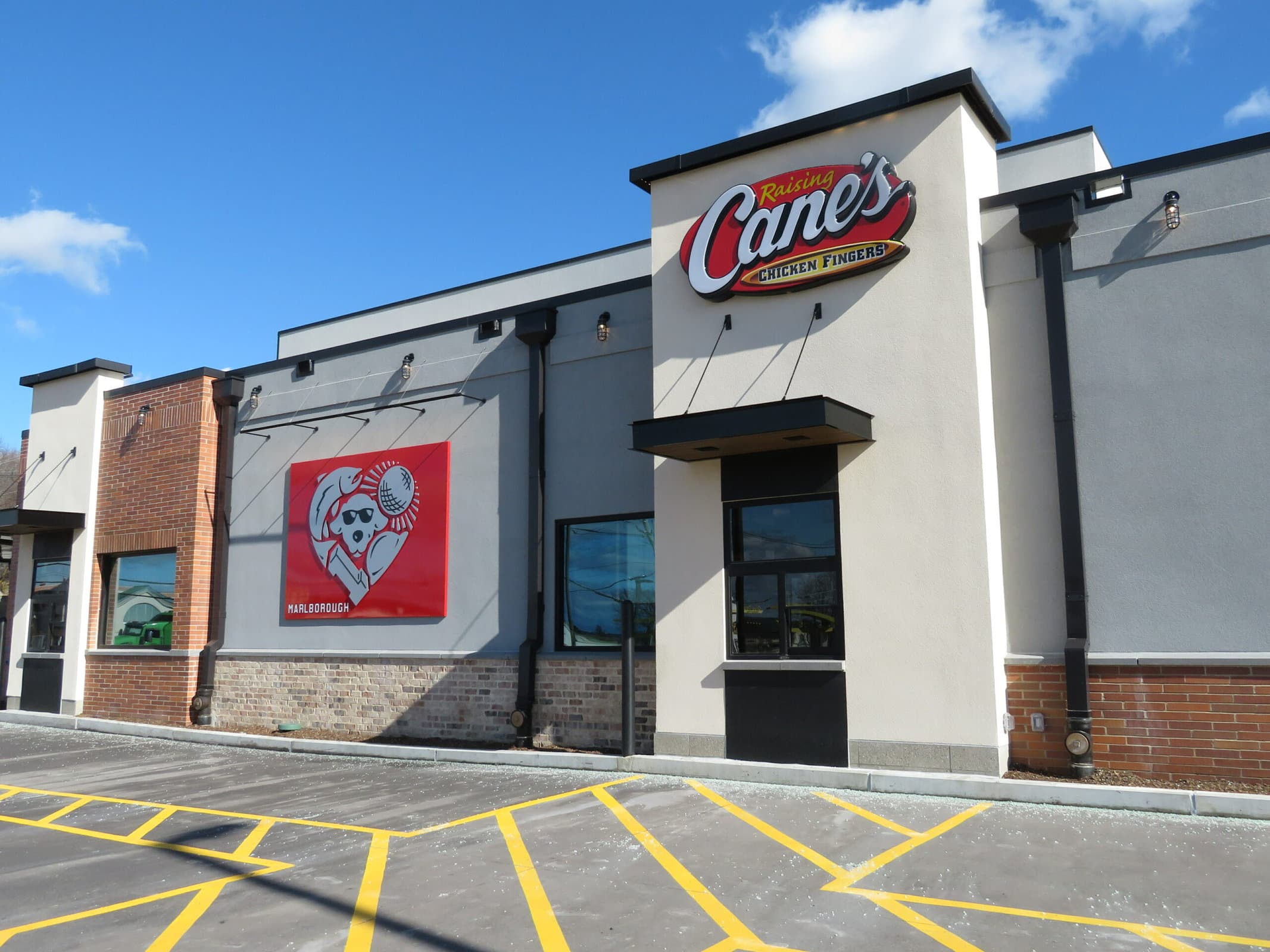 raising canes chicken fingers marlborough