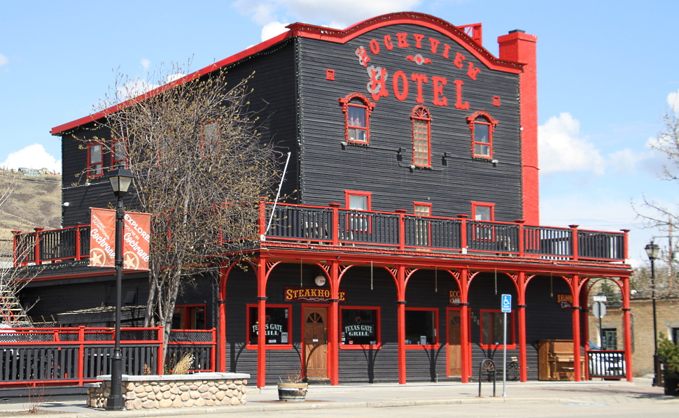 hotels cochrane