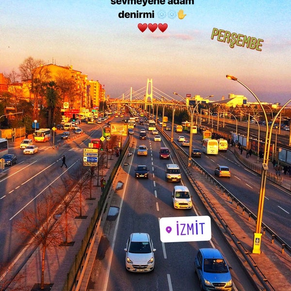 halkevi durağı izmit