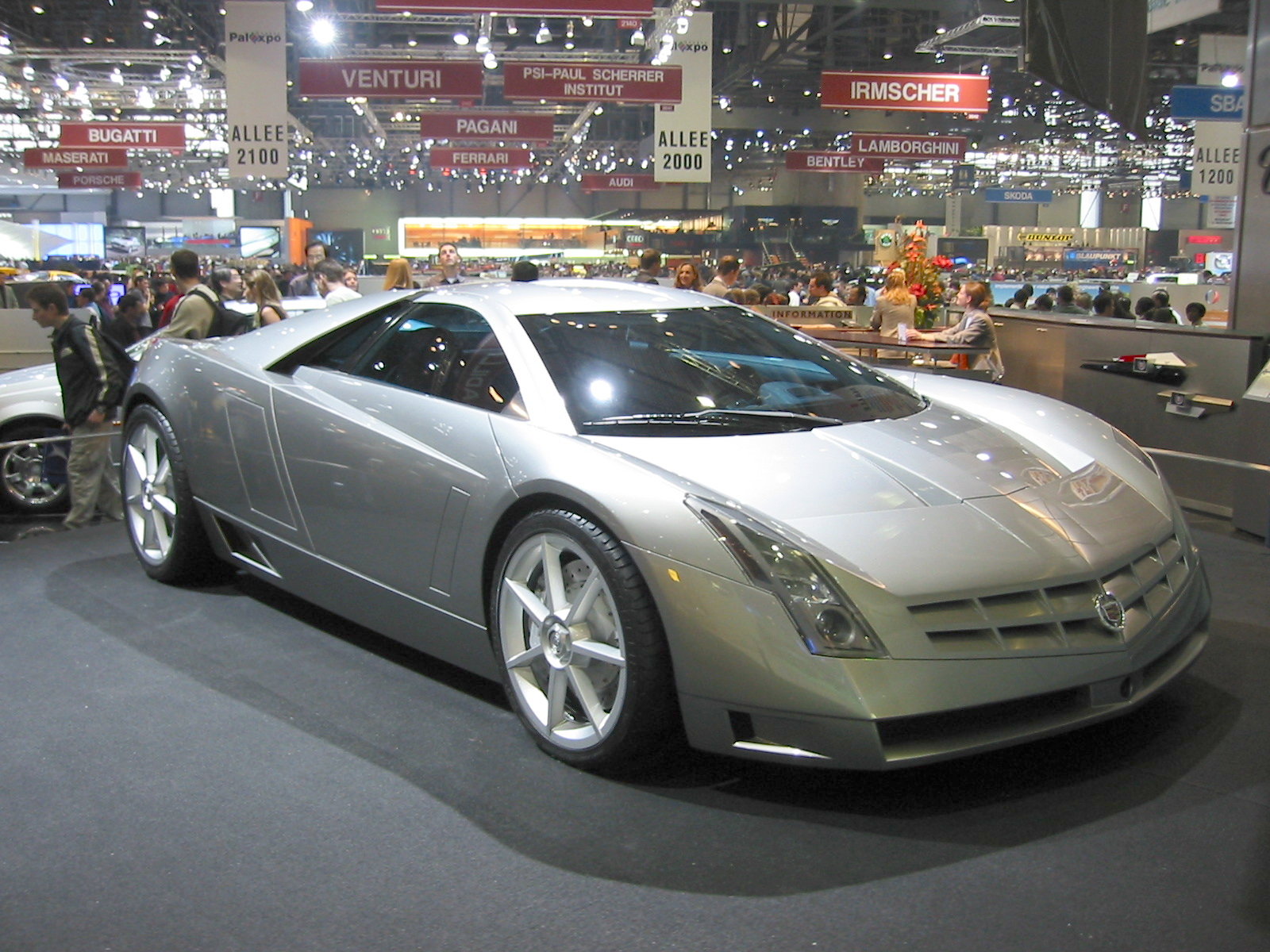 2002 cadillac cien supercar concept