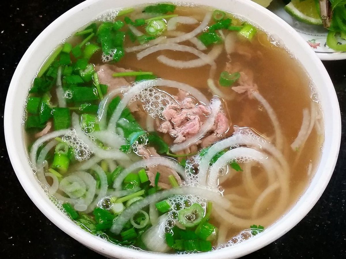 restaurants pho near me