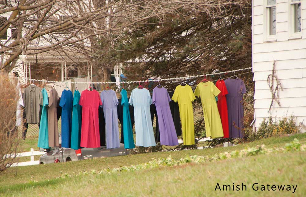 amish dress color meaning