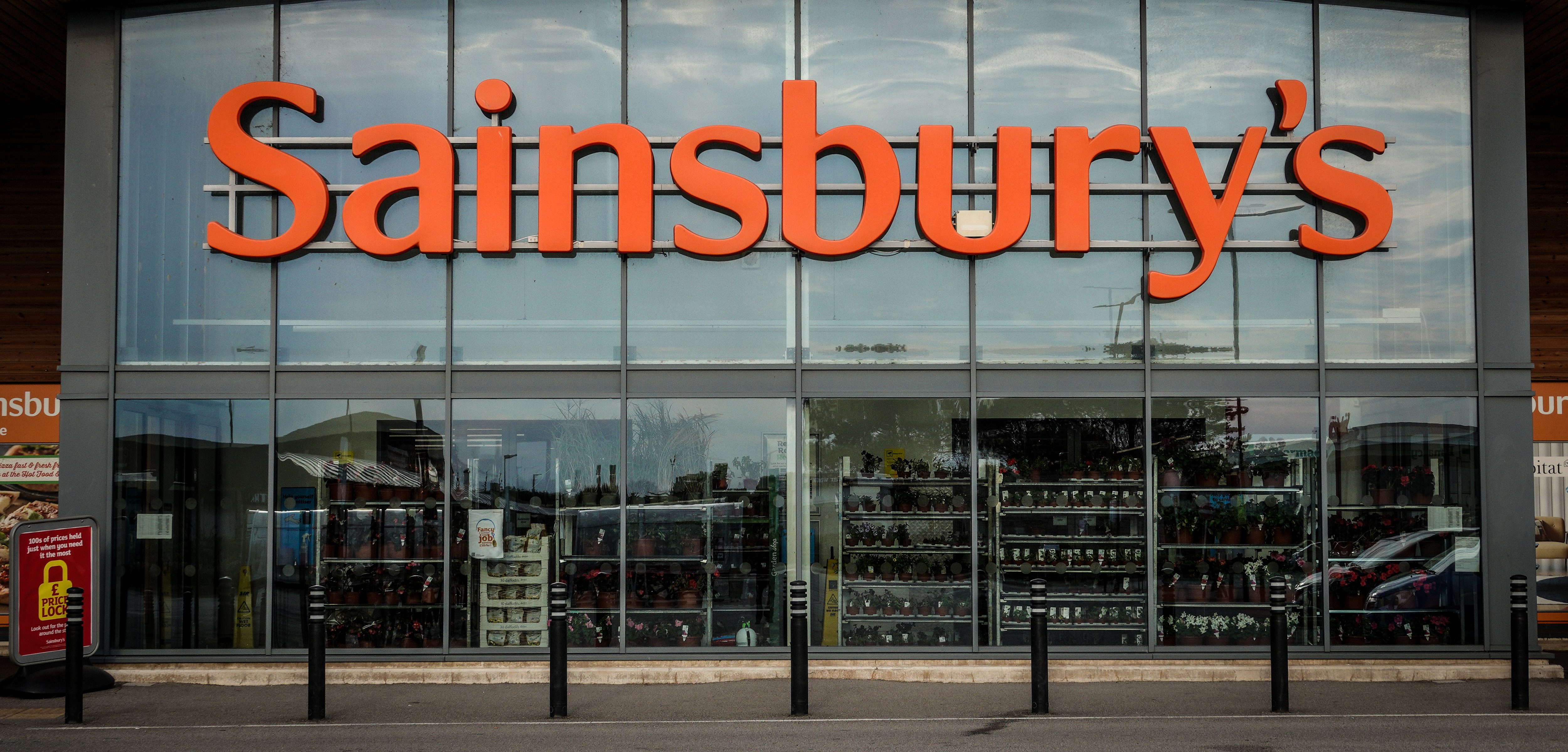 sainsburys opening bank holiday