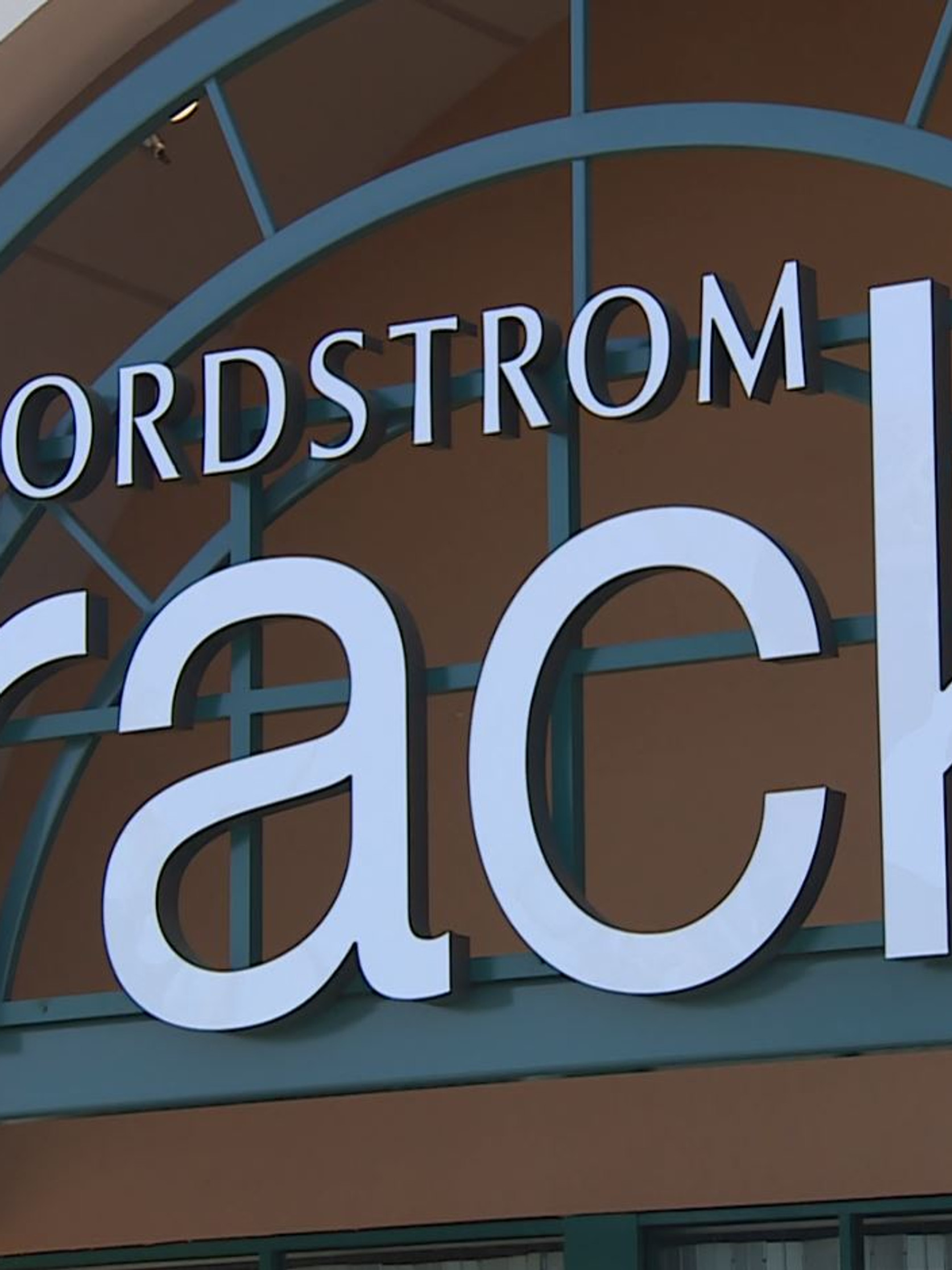 nordstrom rack salem oregon opening date