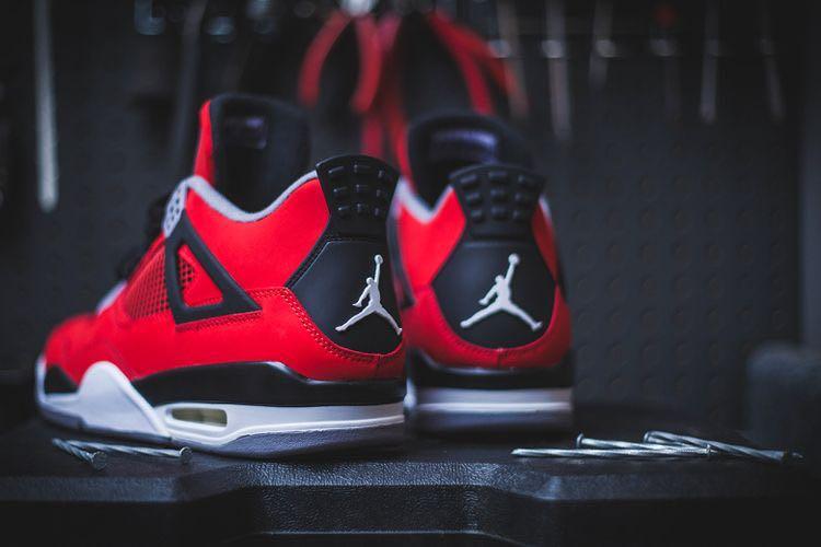 jordan 4 toro bravo