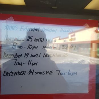 holiday hours dollarama