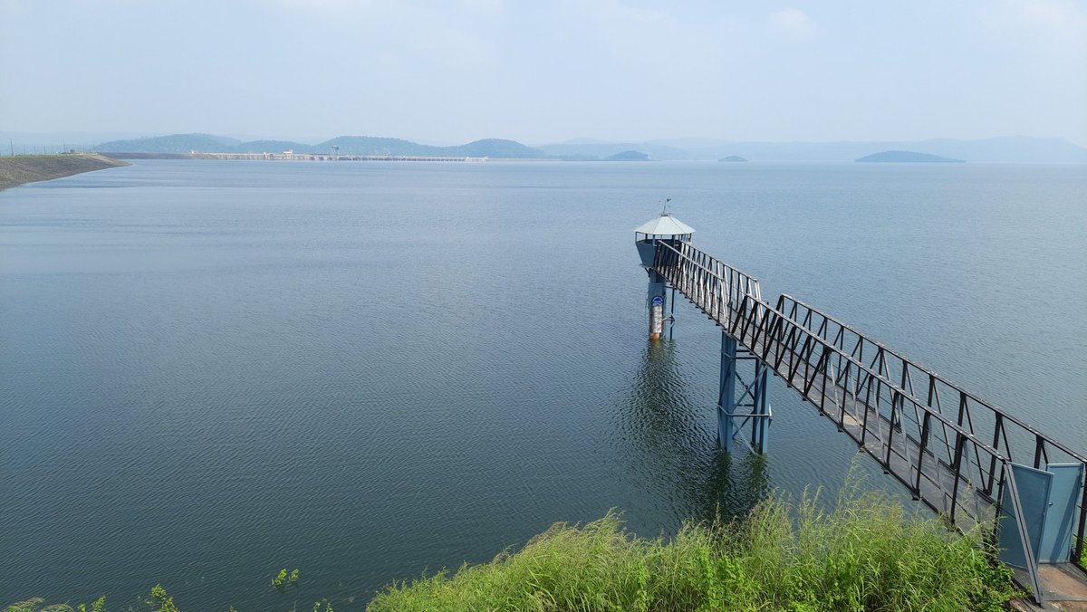 ukai dam level today 2022