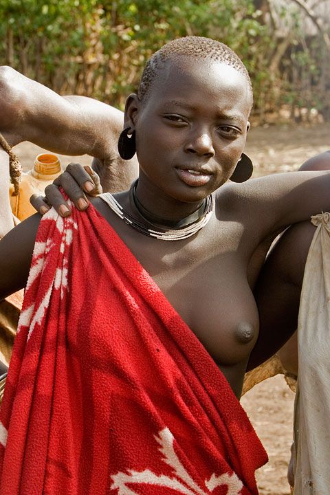 african tribal nude women