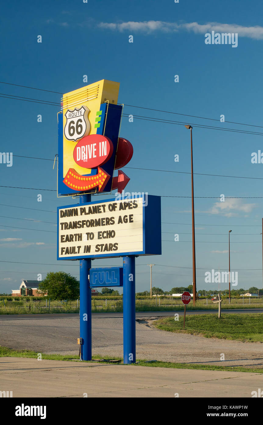 drive in movie springfield il