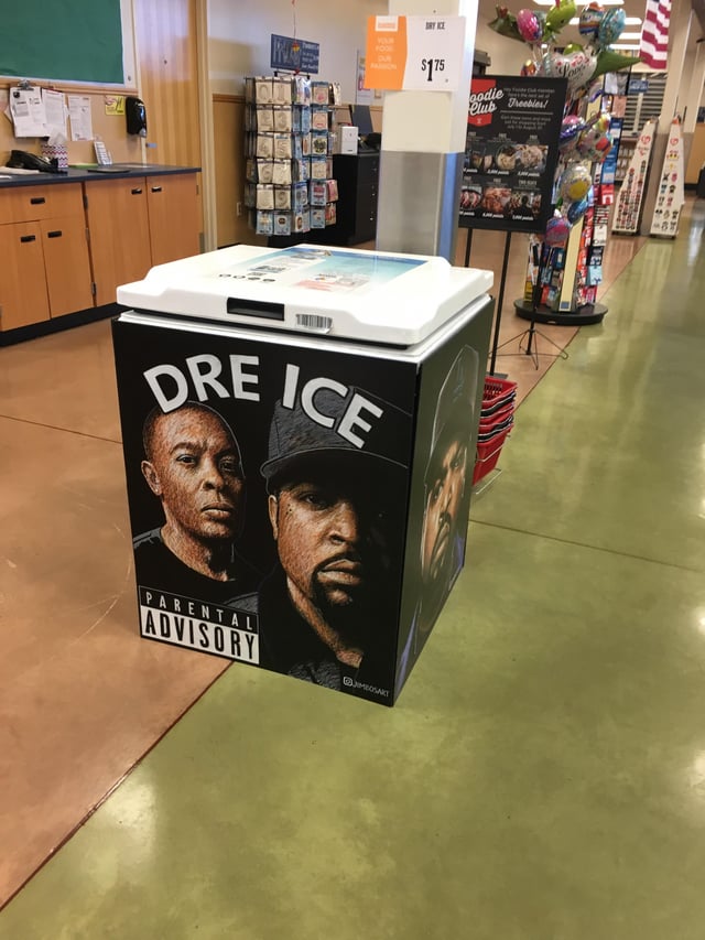 dry ice in grocery stores