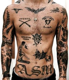 tatuajes en el abdomen hombres