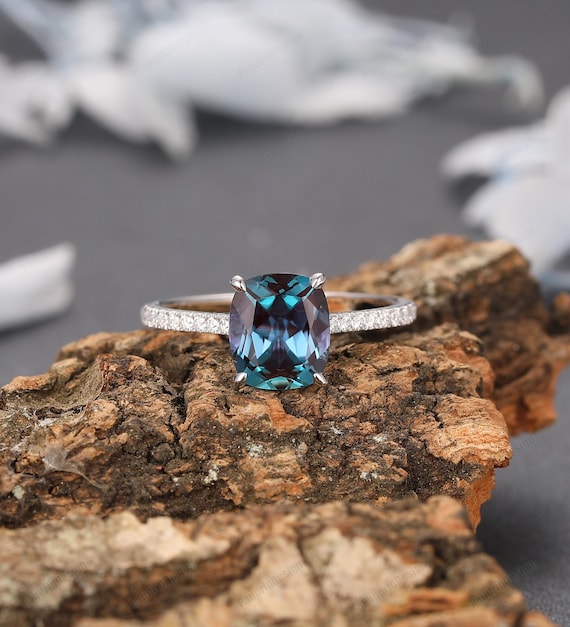 alexandrite ring canada