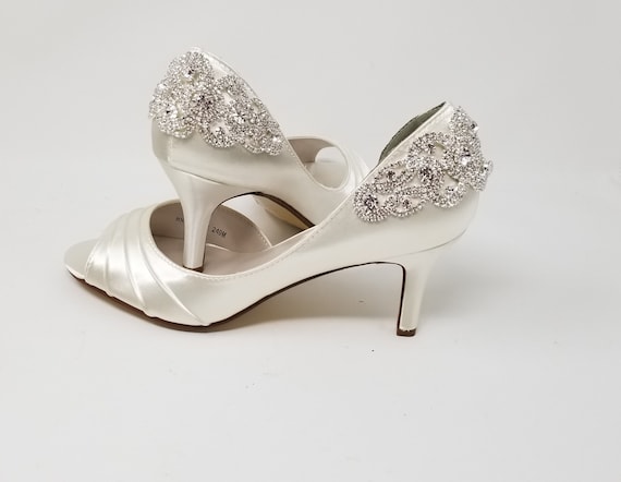 ivory color wedding shoes