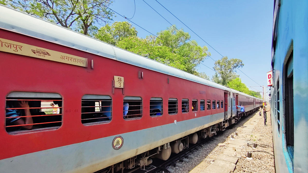 tripura sundari express ticket price