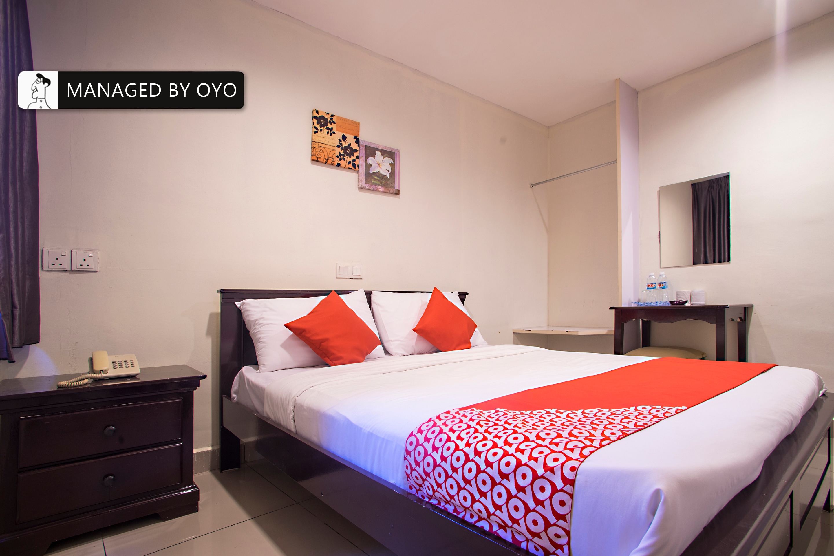 oyo hotel near me phone number