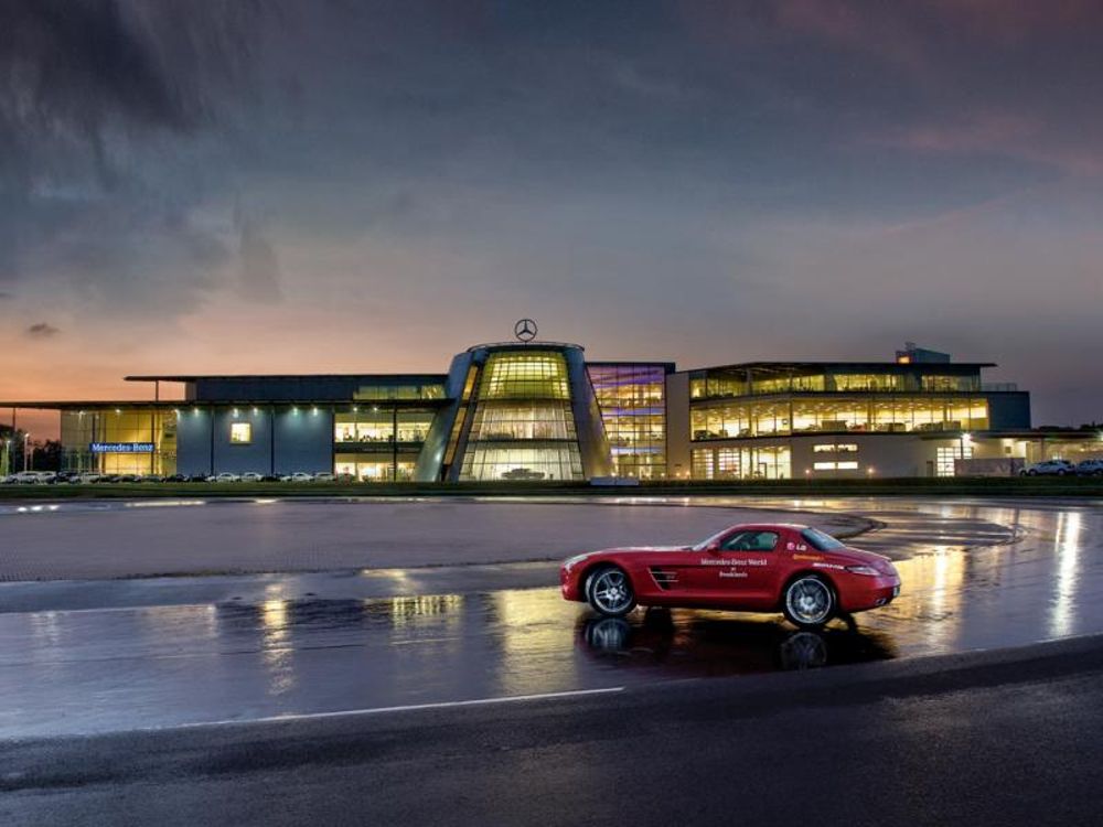 mercedes benz world tickets