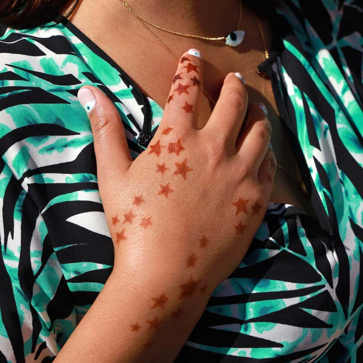 star henna tattoo