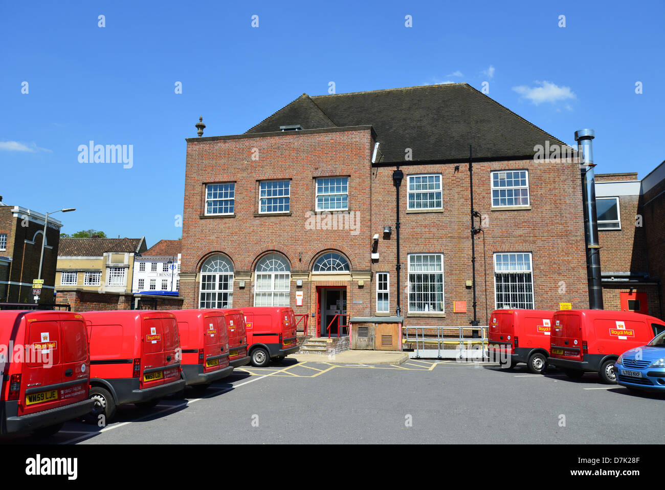 royal mail poplar delivery office