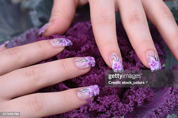 imagenes de uñas pintadas