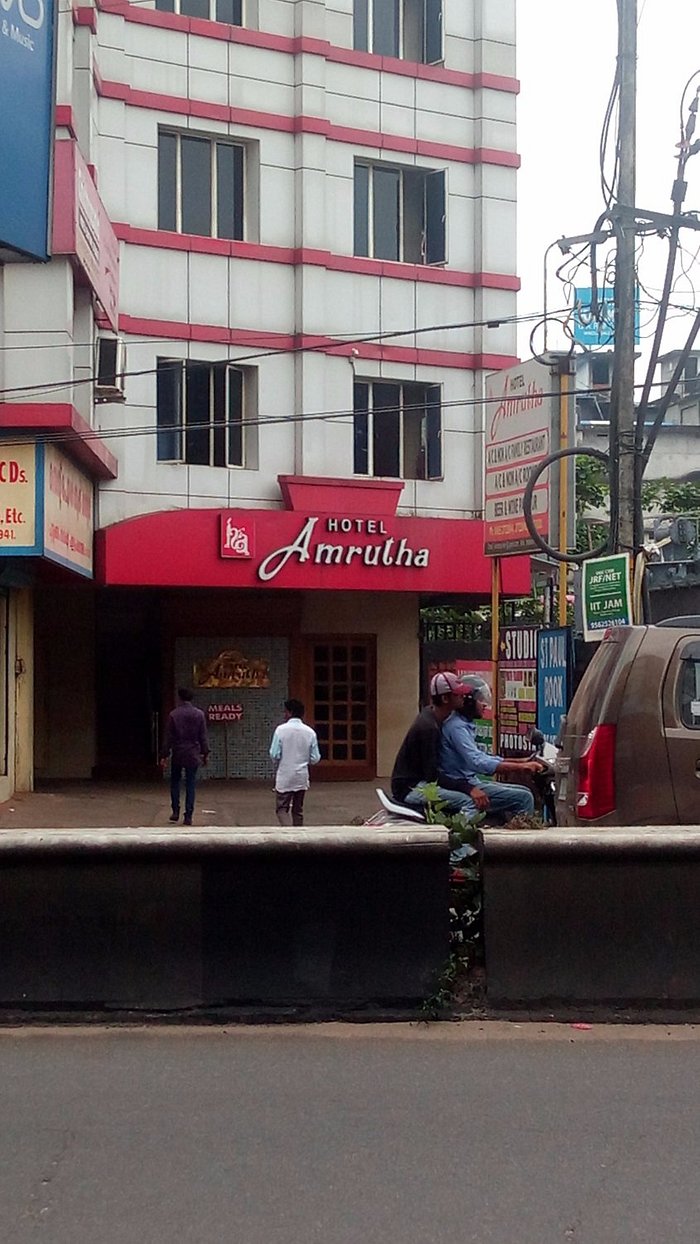 cheap hotels near calicut bus stand