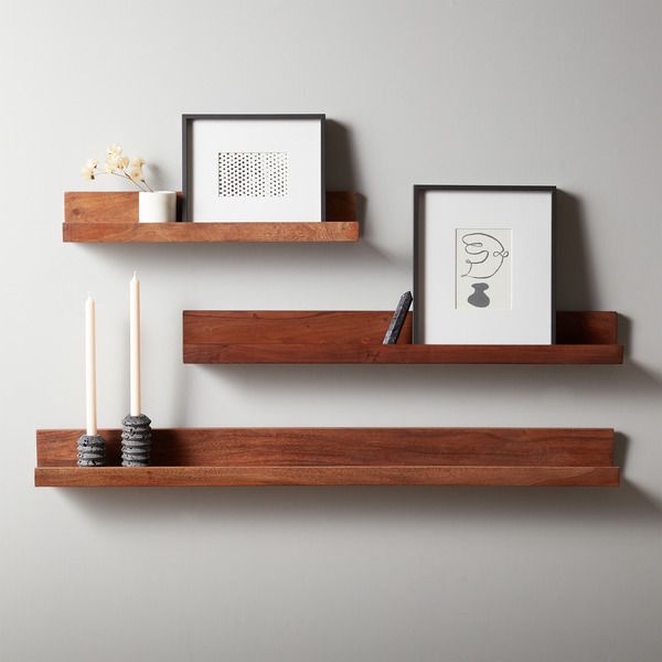 3 staggered floating shelves