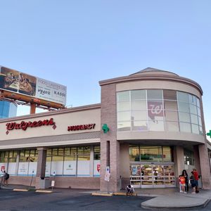 walgreens on tropicana and fort apache