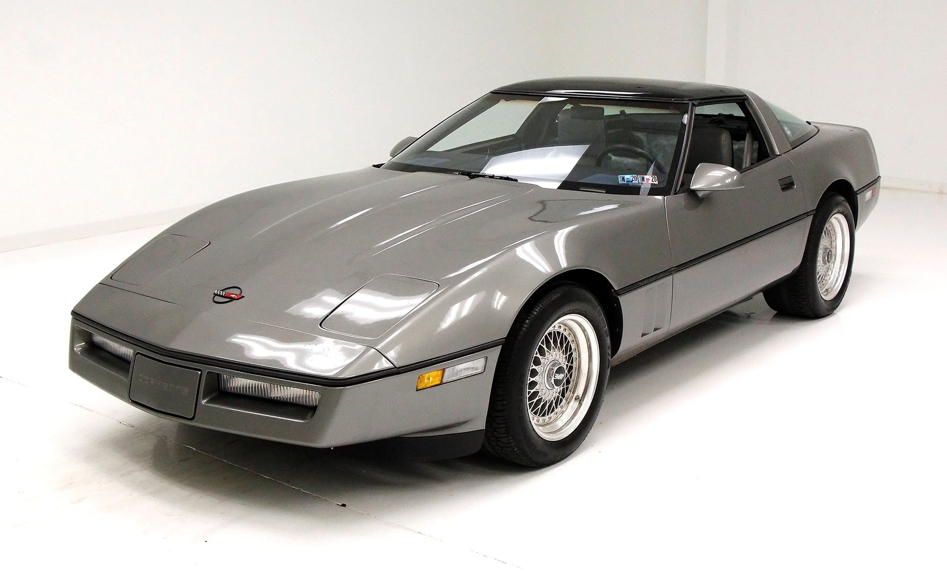 85 corvette stingray