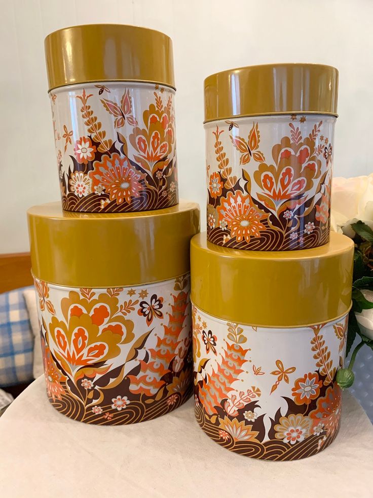 retro kitchen canisters