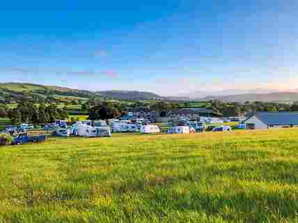 camping in towyn