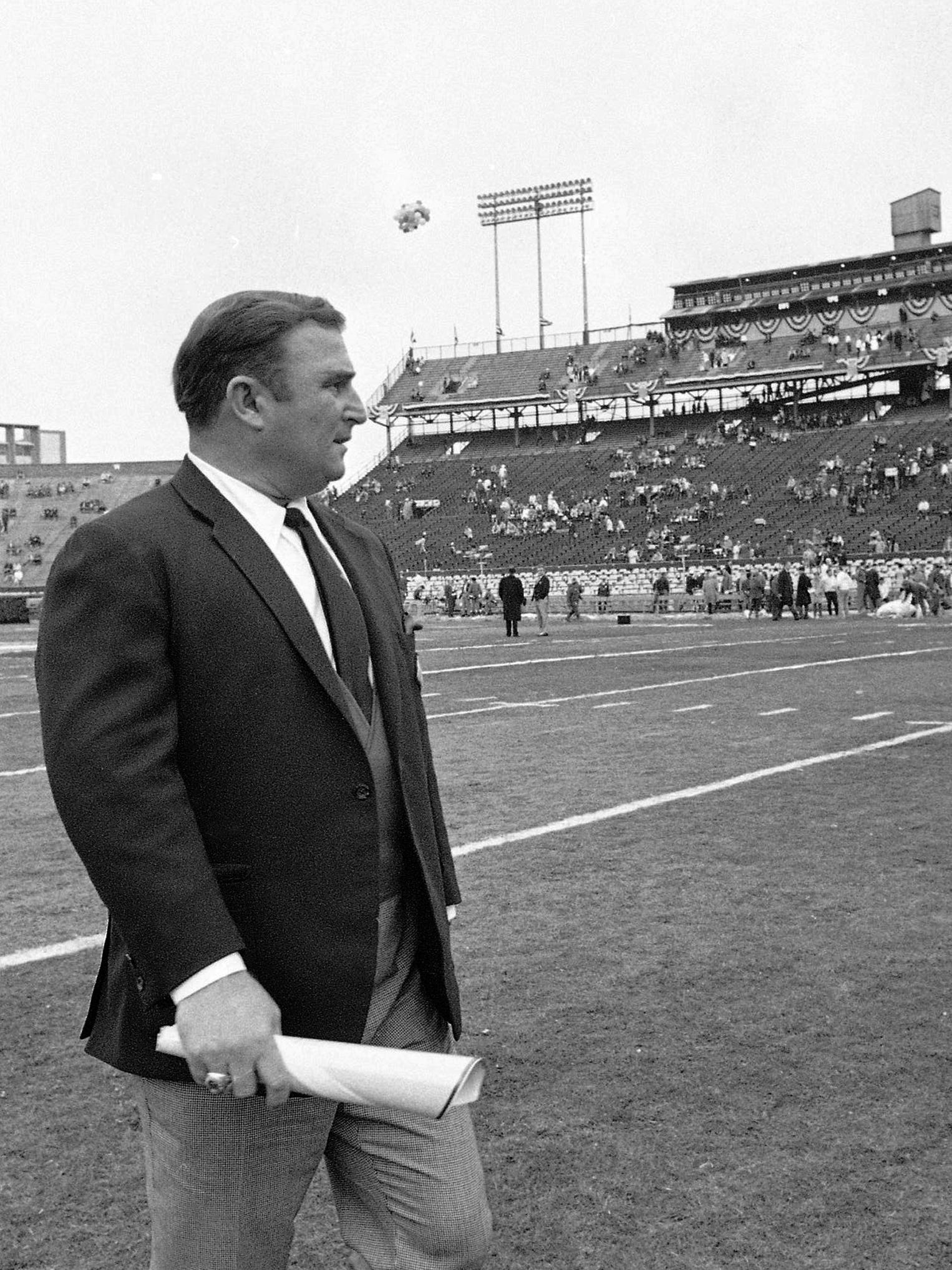 hall of fame football coach hank crossword