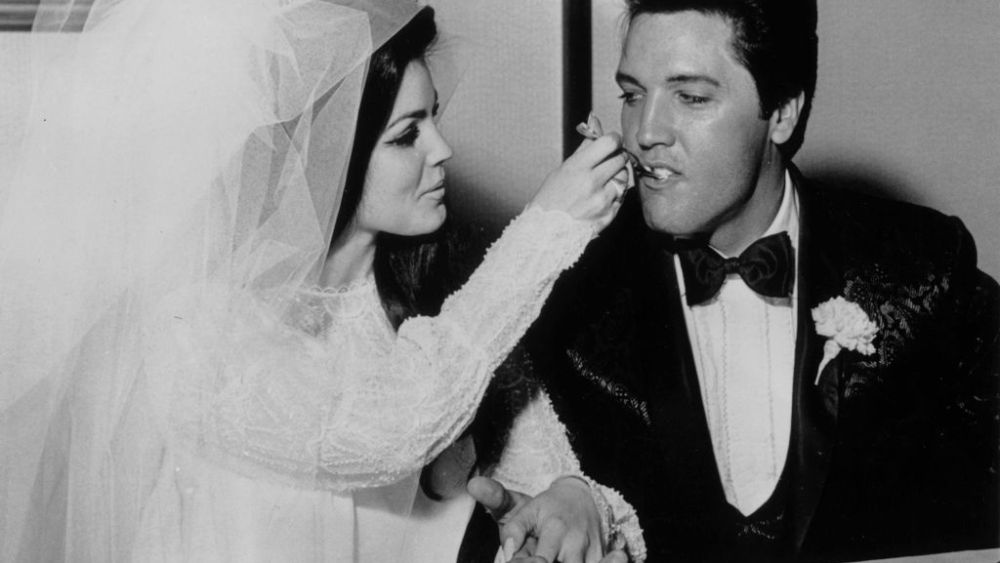 pictures of elvis and priscilla wedding