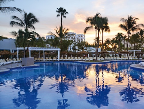 riu jalisco reviews puerto vallarta