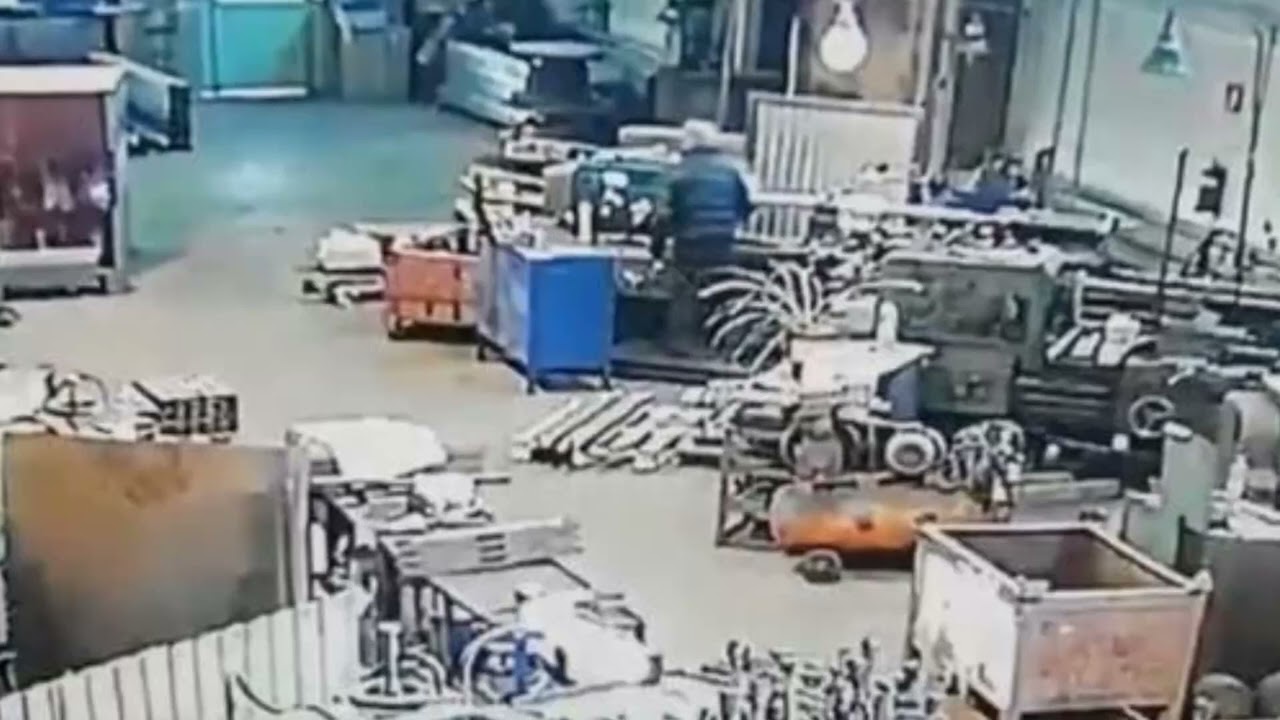 russian lathe accident close up