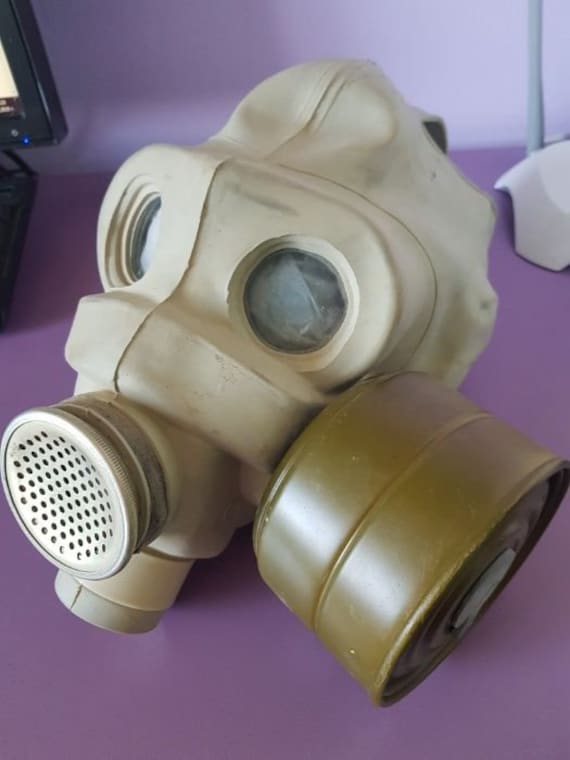 pmg gas mask