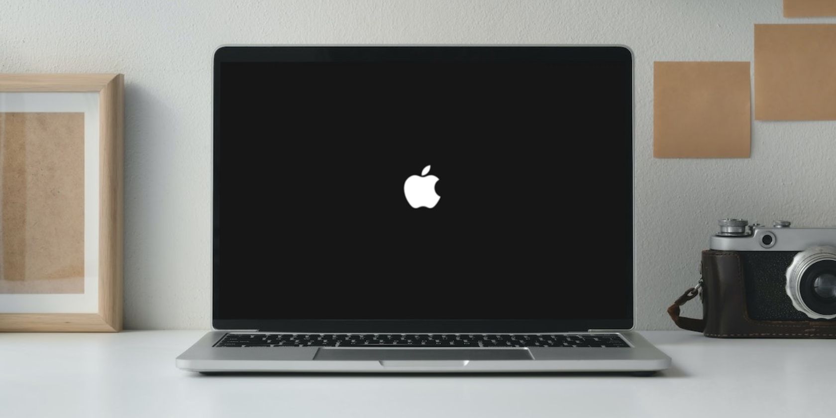 macbook air stuck on apple logo