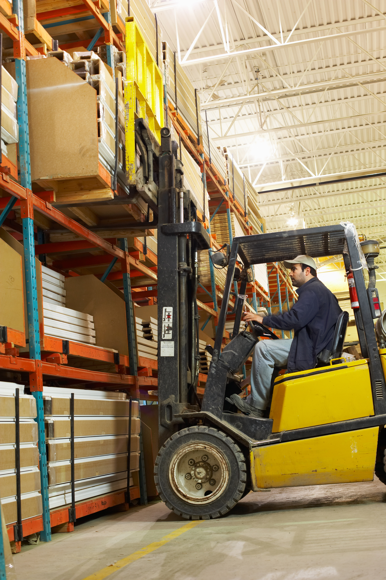 how much do forklift drivers make