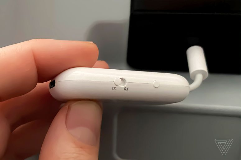 airpods max airplane adapter