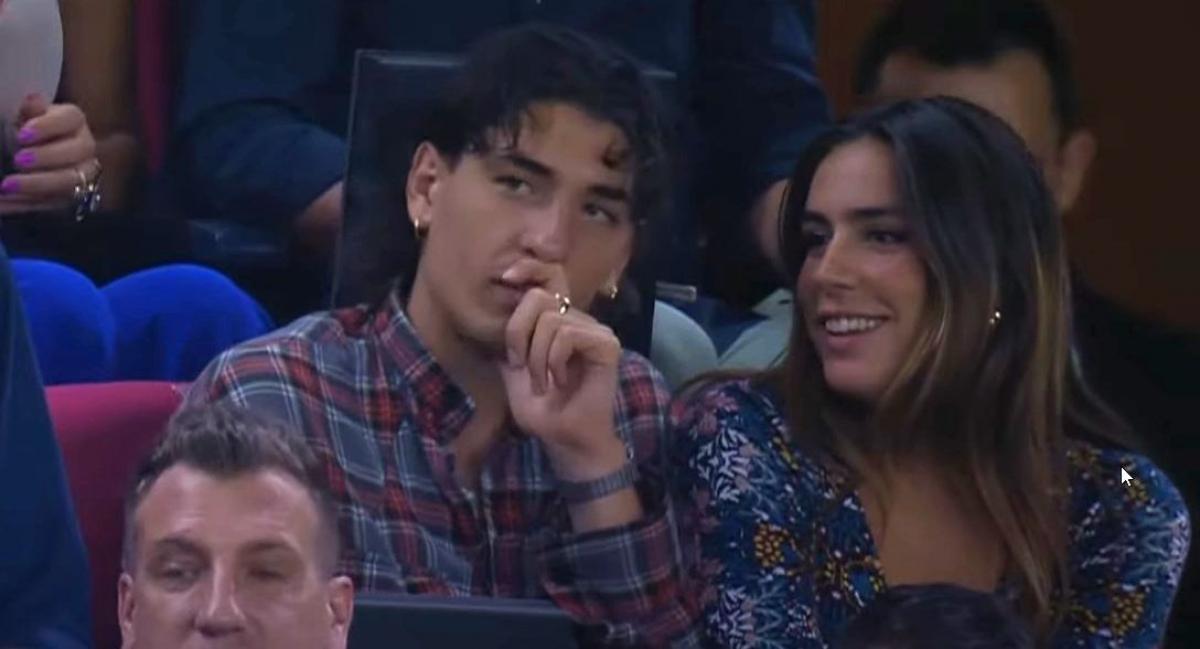 hector bellerin y su novia