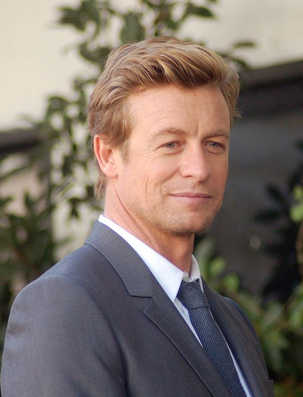 películas y programas de tv de simon baker